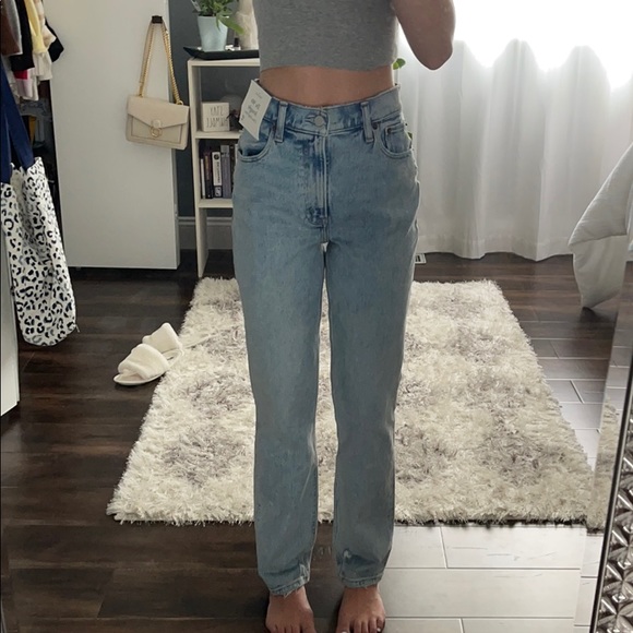 Abercrombie & Fitch Denim - The ‘90s Straight Ultra High Rise